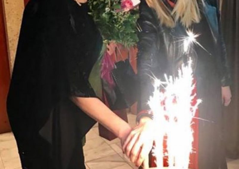 Mia Begović rođendan slavila u haljini sestre Ene