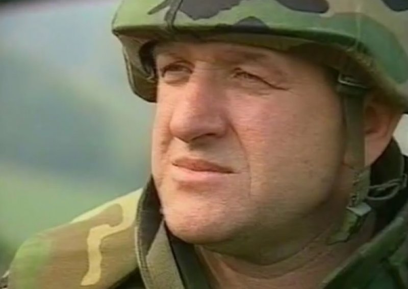 Uhićen Atif Dudaković, zapovjednik Petog korpusa Armije BiH