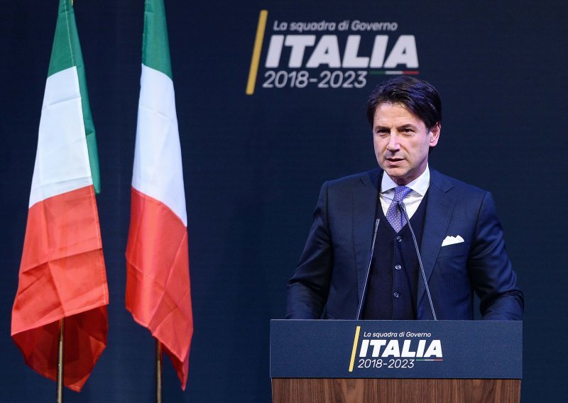 Profesor prava Giuseppe Conte kandidat za premijera Italije