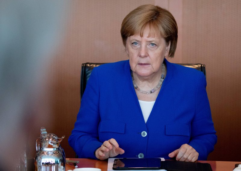 Koalicija Angele Merkel u 'trajnom stanju krize'