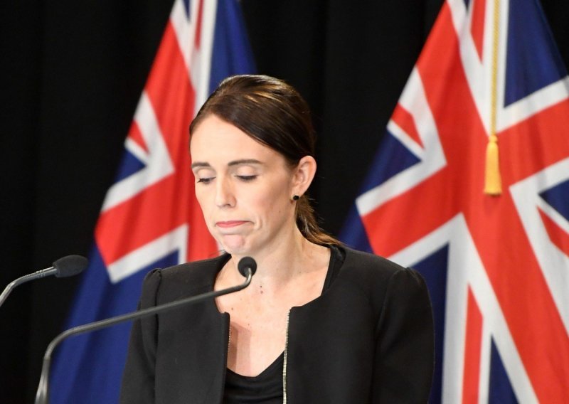 Novi Zeland zabranio poluautomatske puške nakon terorističkog napada u Christchurchu