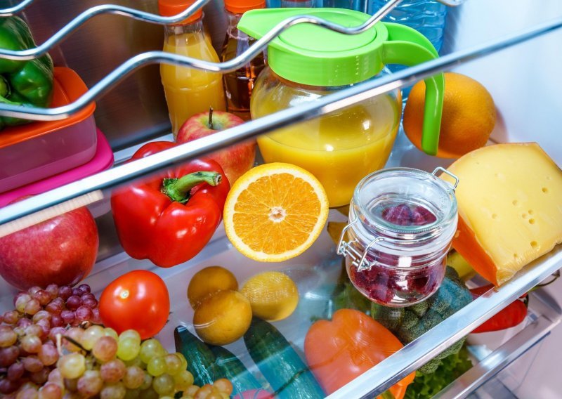 Znate li koje voće i povrće ne treba držati u hladnjaku