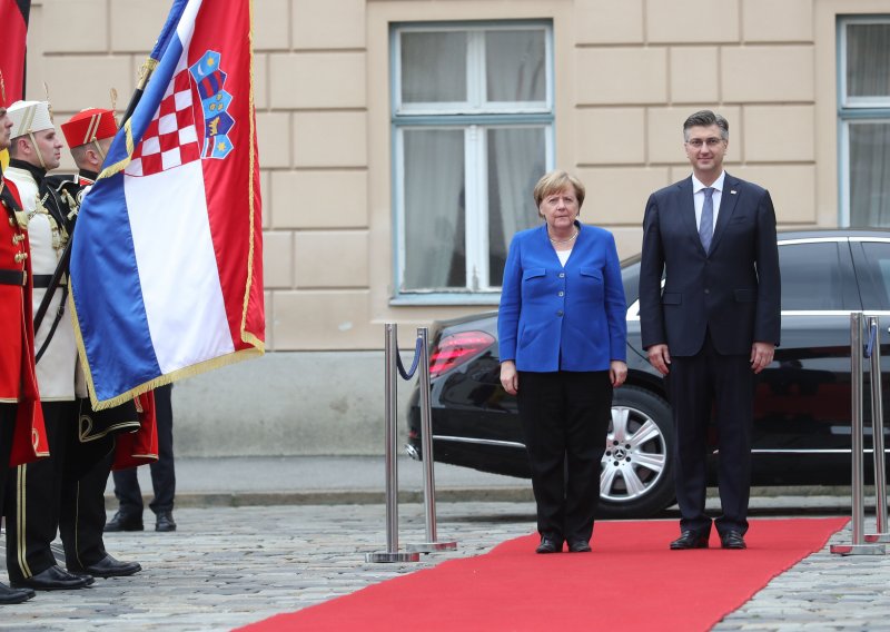 Najmoćnija političarka svijeta stigla u Zagreb, traje sastanak u Banskim dvorima