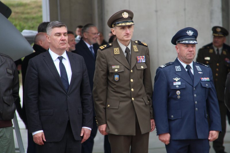 Zoran Milanović, general-pukovnik Tihomir Kundid, general-bojnik Michael Križanec