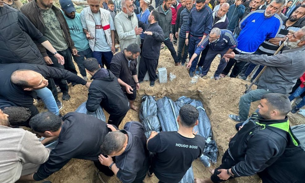 Pokop sinova Ismaila Haniyeh