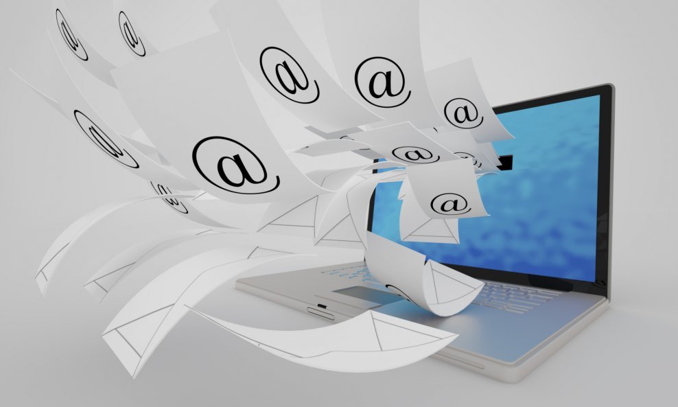 e-mail pošta mail spam