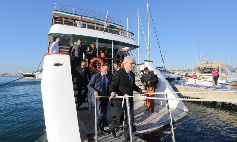Ivo Josipović na brodu