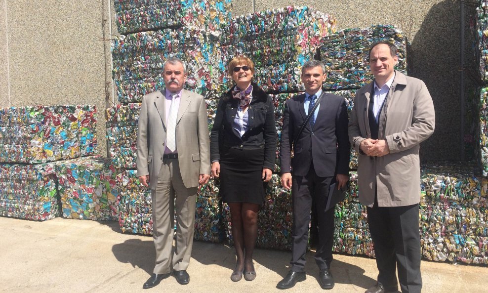 Ministar Slaven Dobrović na Krku je obišao reciklažni centar