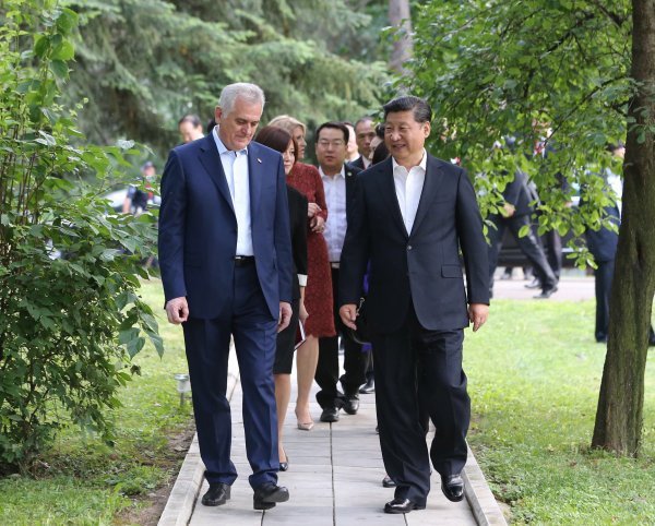 Kineski predsjednik Xi Jinping i njegov srpski kolega Tomislav Nikolić zaslužni su za dolazak Bank of China u Srbiju